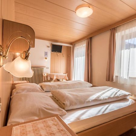 Dolomitdreams Hotell La Villa  Exteriör bild