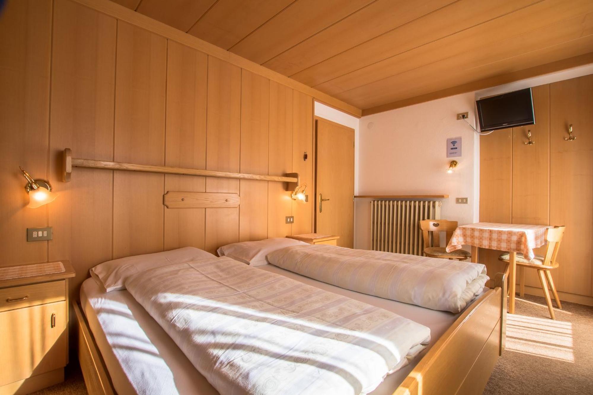 Dolomitdreams Hotell La Villa  Exteriör bild